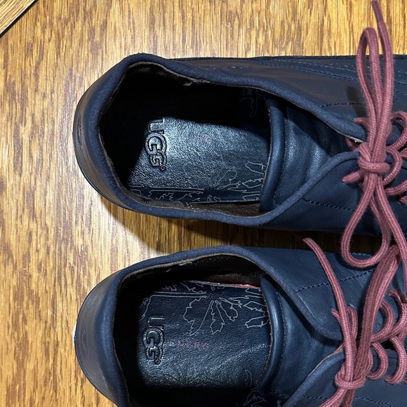 *UGG* Men\'s Navy Leather Cali Wing Toe Shoes w/ Maroon Laces Size 13 main image 8